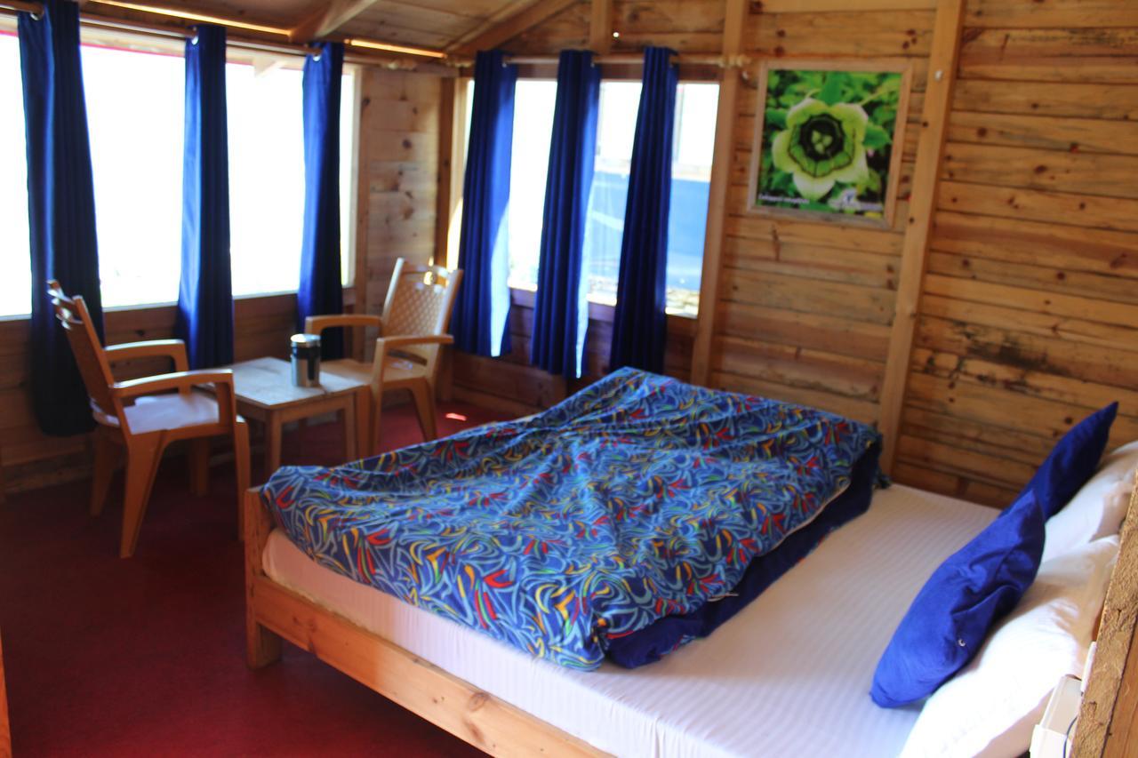 Blue Poppy Resorts Joshīmath Zewnętrze zdjęcie