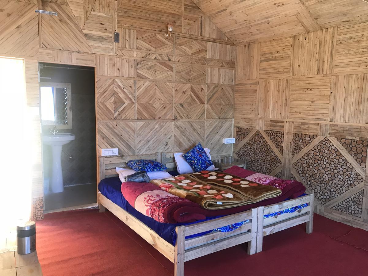 Blue Poppy Resorts Joshīmath Zewnętrze zdjęcie