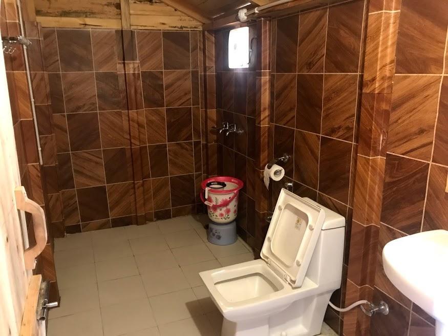 Blue Poppy Resorts Joshīmath Zewnętrze zdjęcie